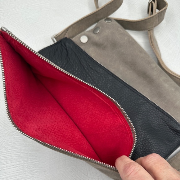 Hammitt Dillon Black & Pewter Brushed Silver Hardware Cross Body Shoulder Clutch - Picture 12 of 13